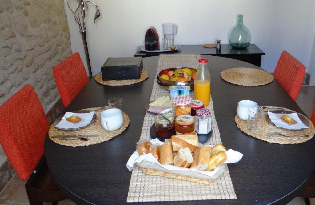 Saint-Estèphe Au Coeur Des Vignobles B&B 외부 사진
